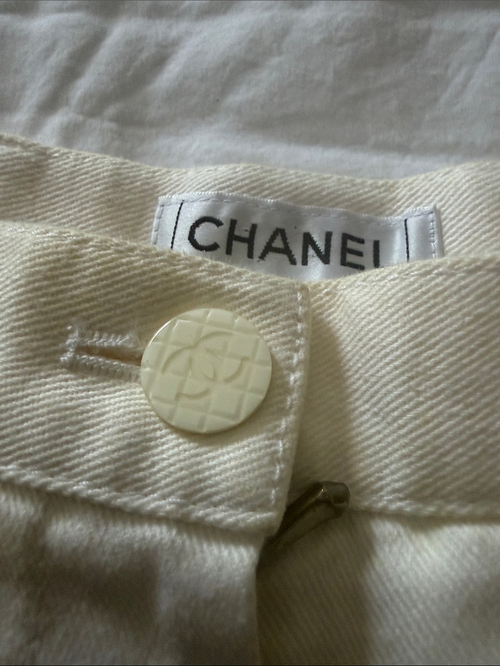 CHANEL Wide Leg Cream Denim with Front Patch Pockets - Picture 4 of 8